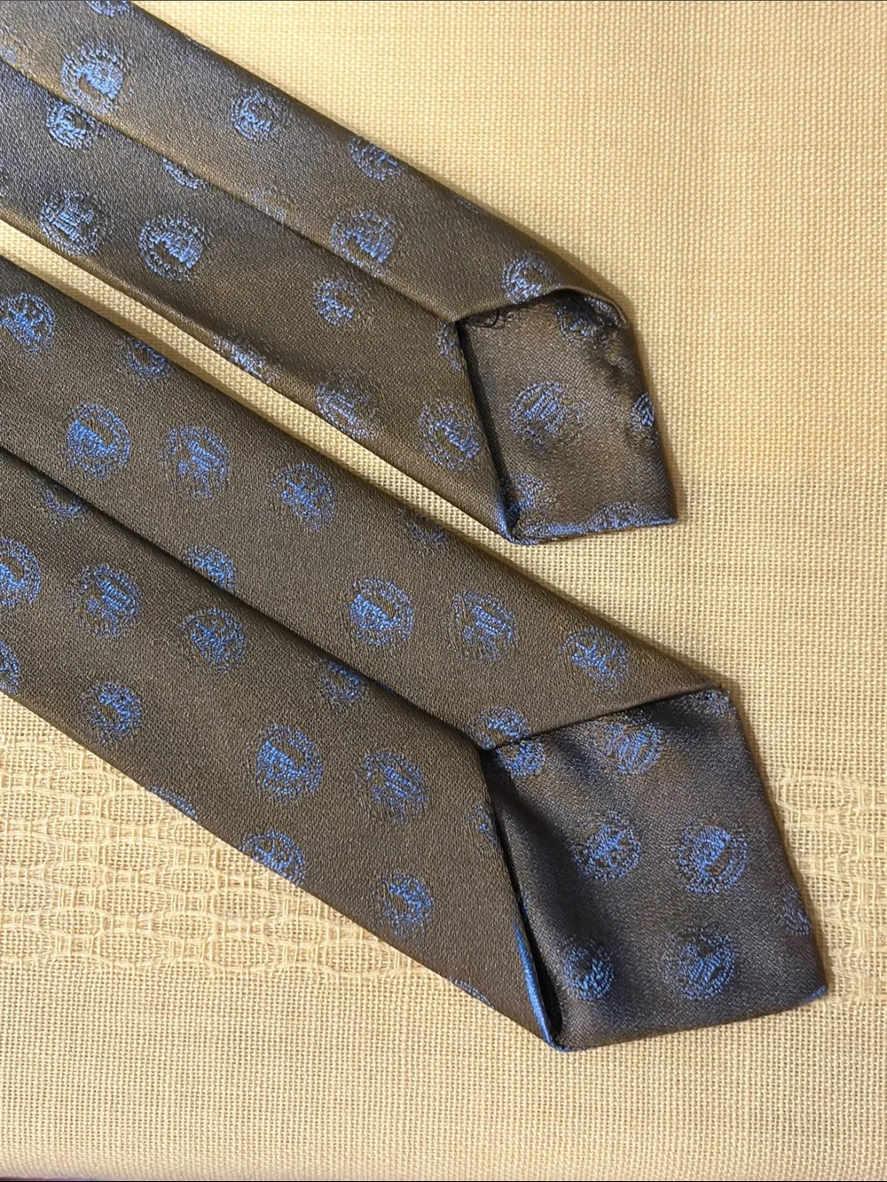 VTG 90s Bachrachs Decatur Illinois Silk Tie Olive Gold Medallion Geometric Prep